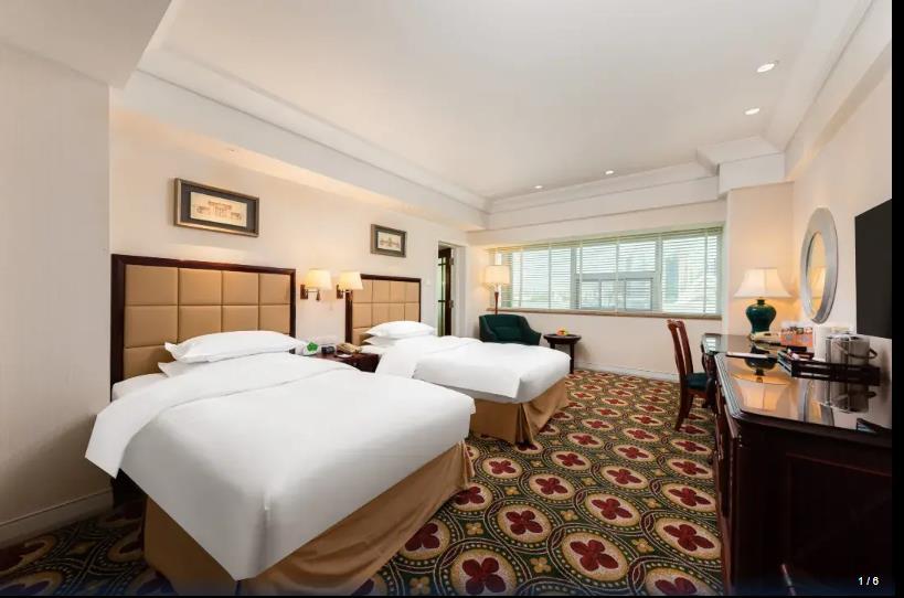 Ramada Plaza Optics Valley Hotel Wuhan  Bagian luar foto