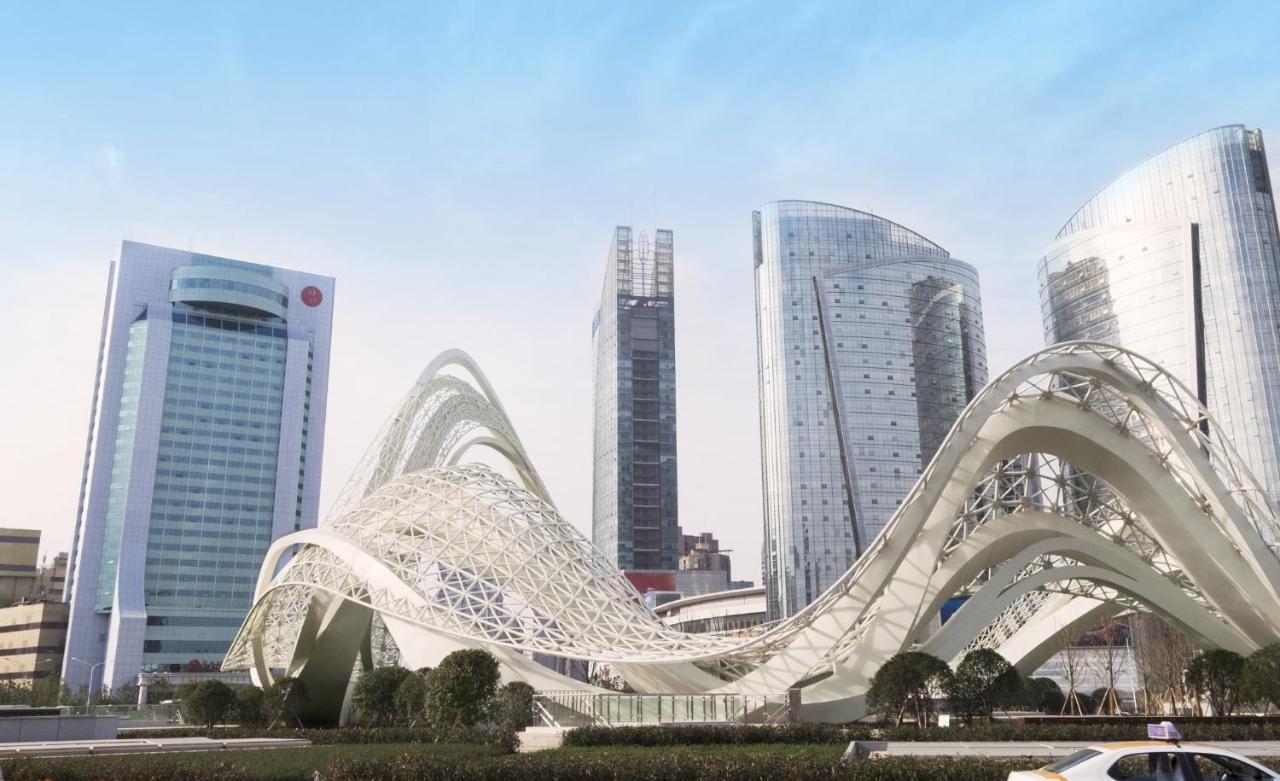 Ramada Plaza Optics Valley Hotel Wuhan  Bagian luar foto
